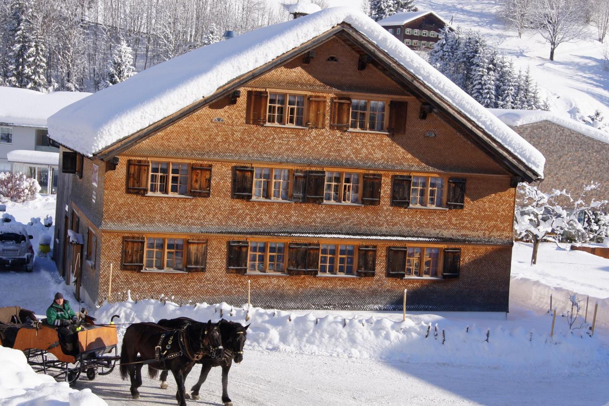 Naze'S Hus Mellau Hotel Exterior foto