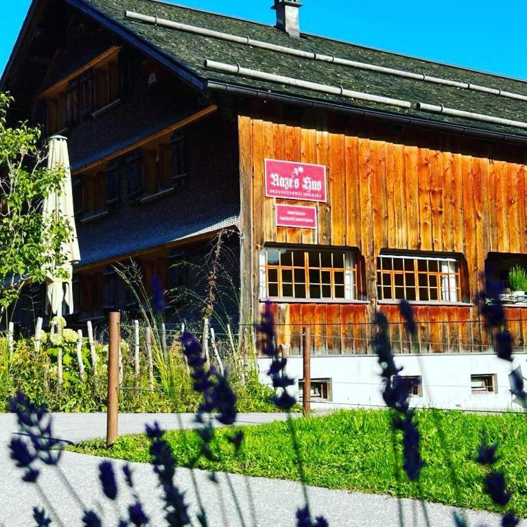 Naze'S Hus Mellau Hotel Exterior foto